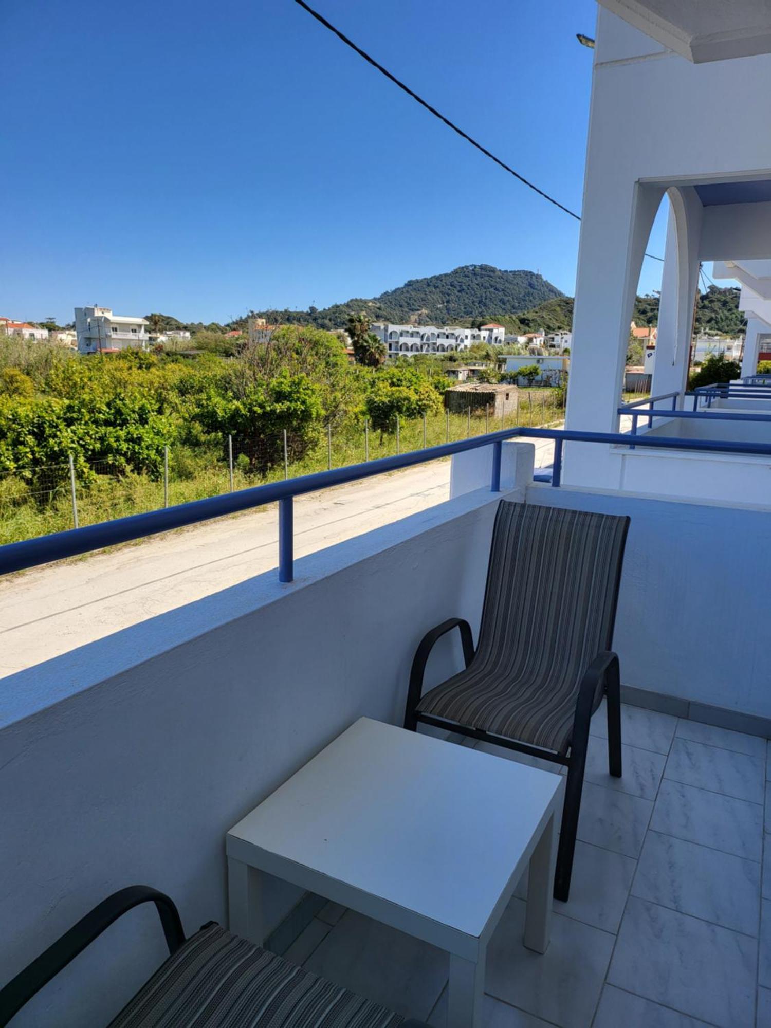Pyrgos Hotel Apartments Kremastí Extérieur photo