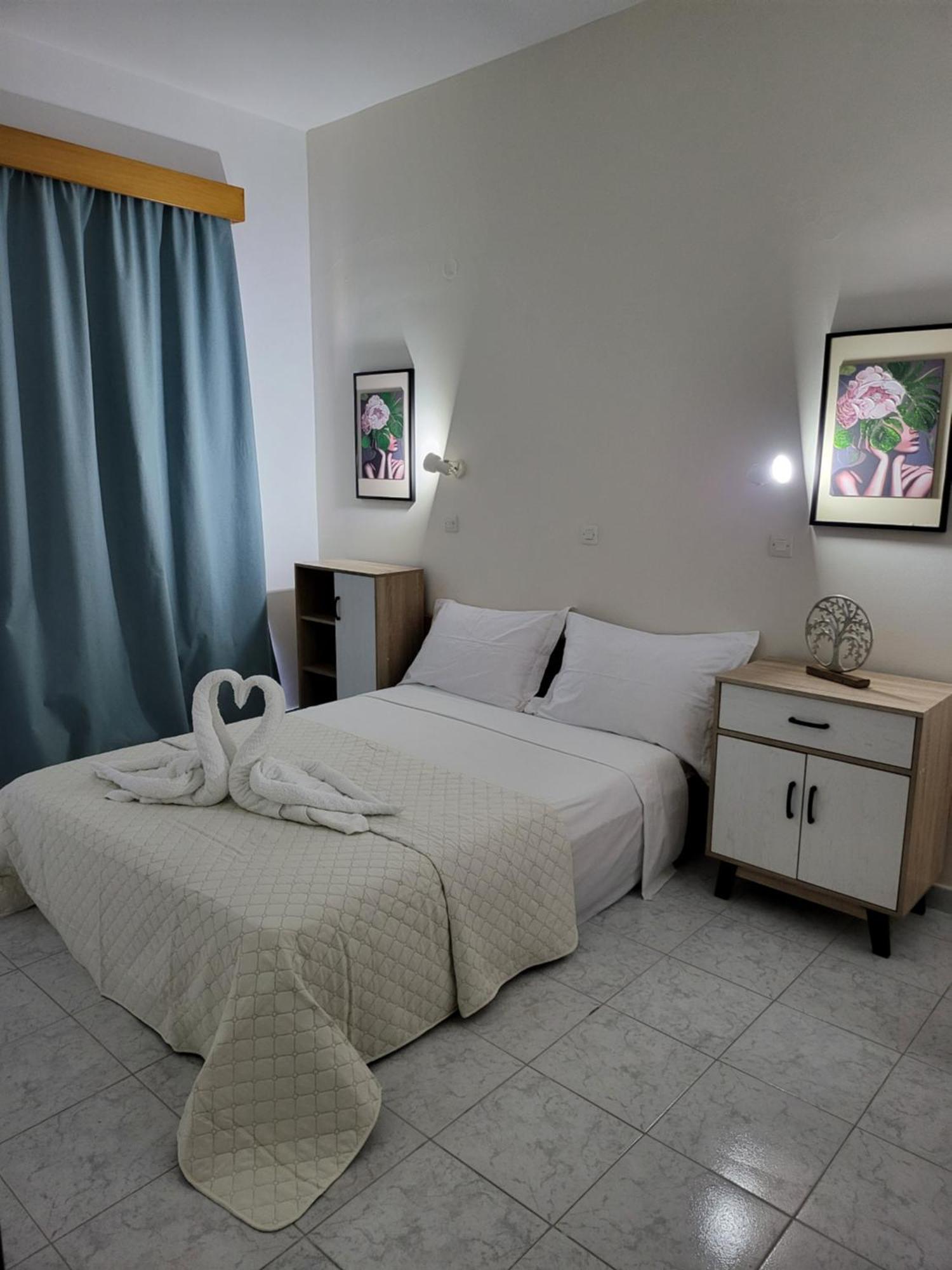 Pyrgos Hotel Apartments Kremastí Extérieur photo