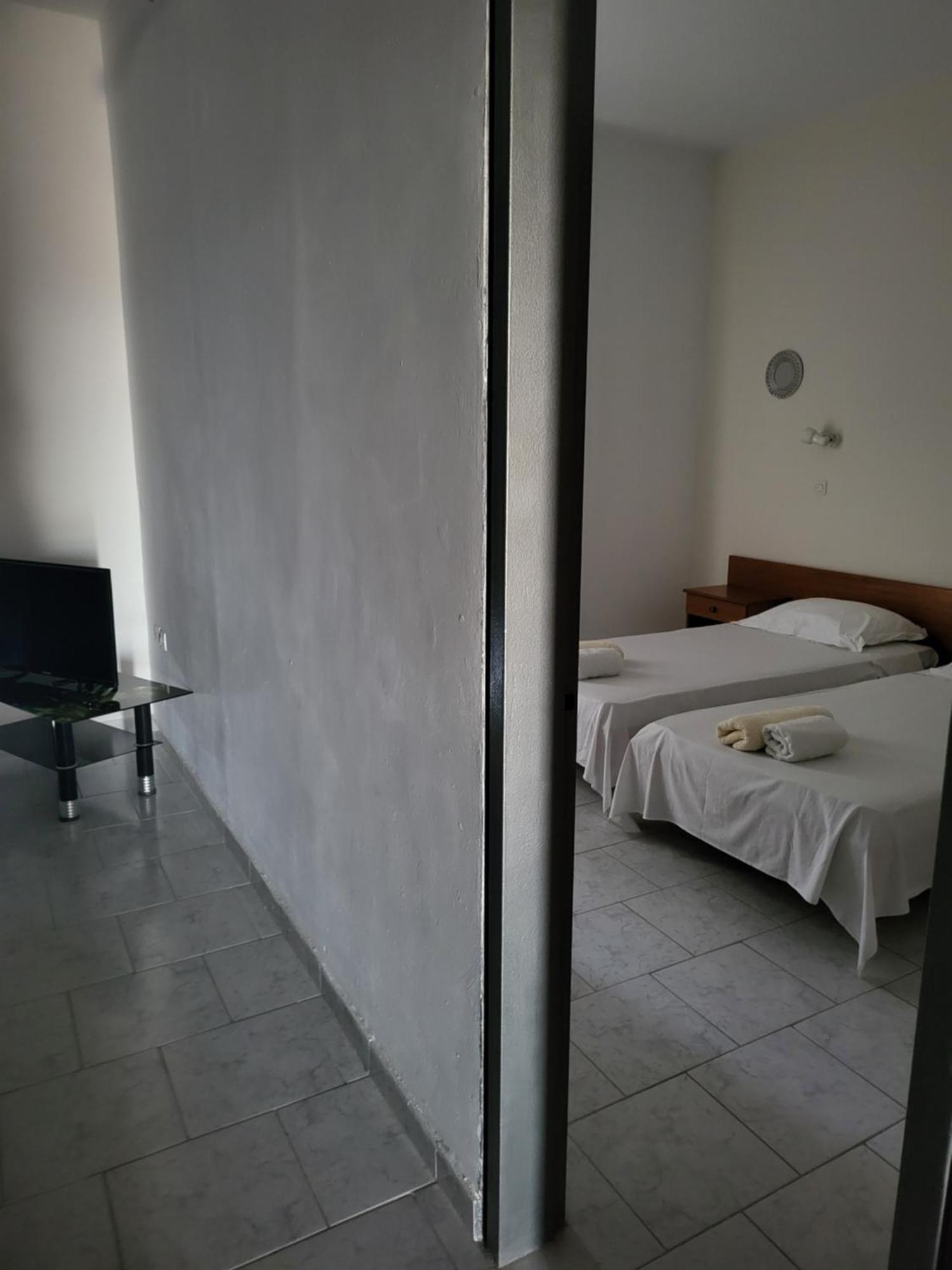 Pyrgos Hotel Apartments Kremastí Extérieur photo