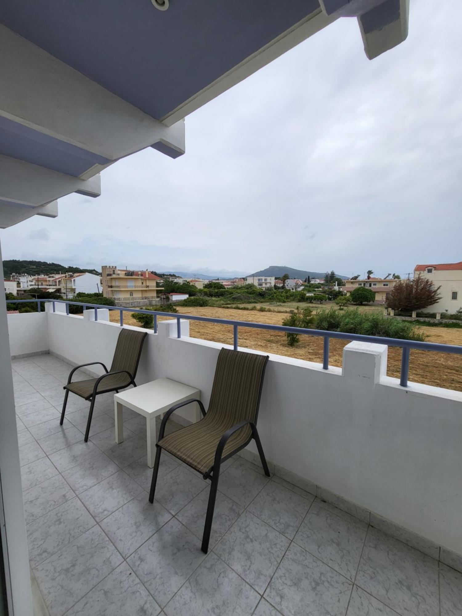 Pyrgos Hotel Apartments Kremastí Extérieur photo