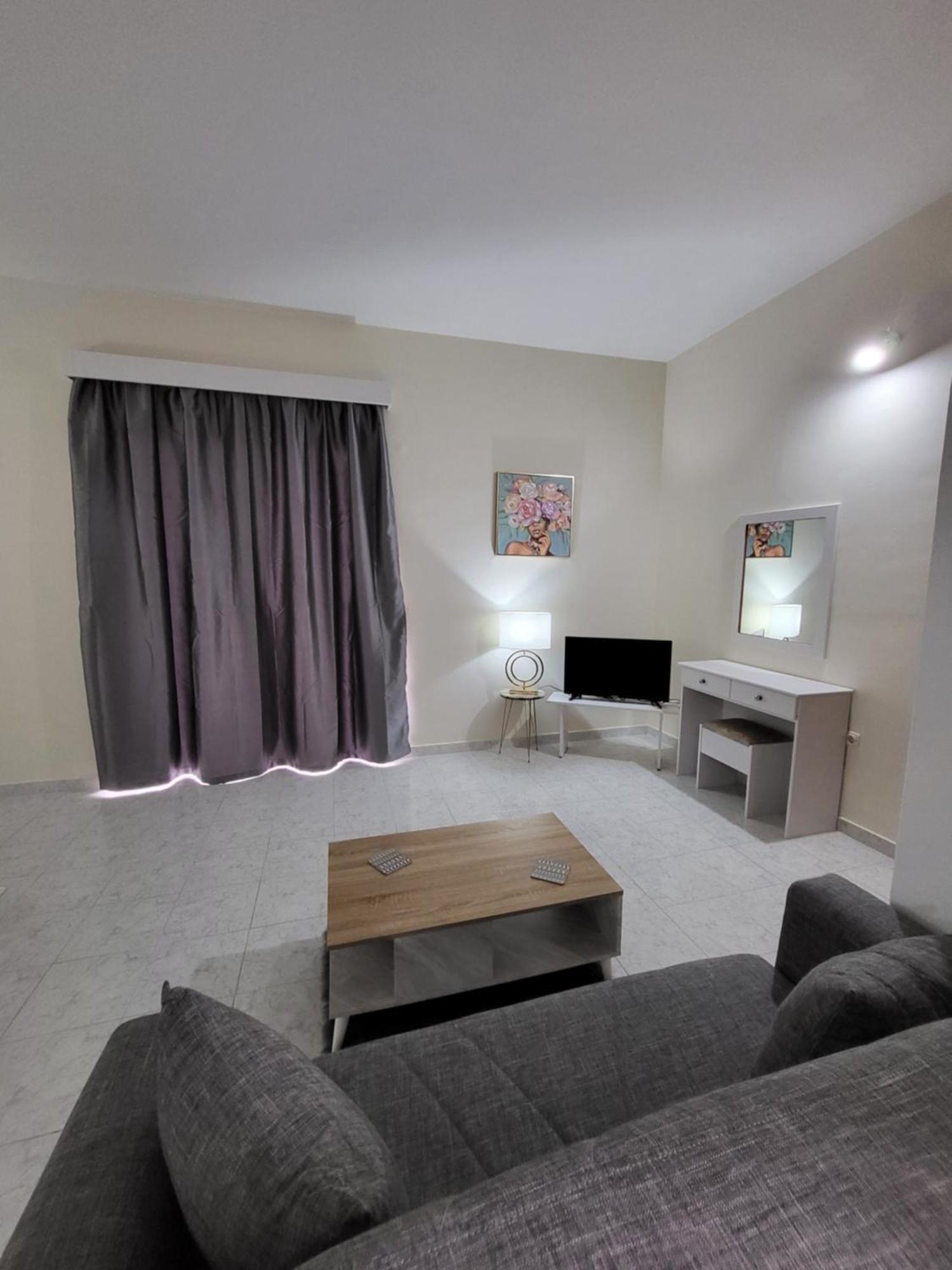 Pyrgos Hotel Apartments Kremastí Extérieur photo